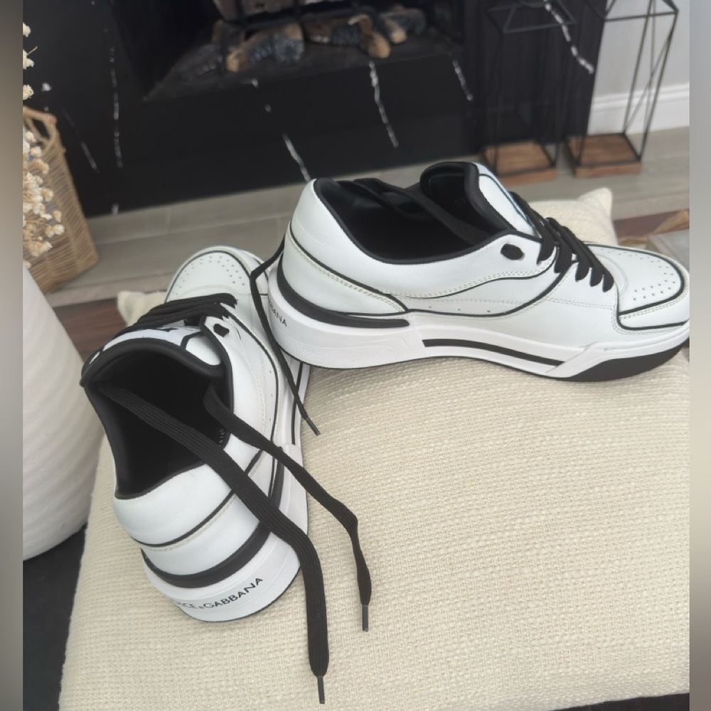 Dolce & Gabbana New Roma Lace-Up Sneakers Classic Design.100 %Calfskin Leather. - Picture 3 of 9